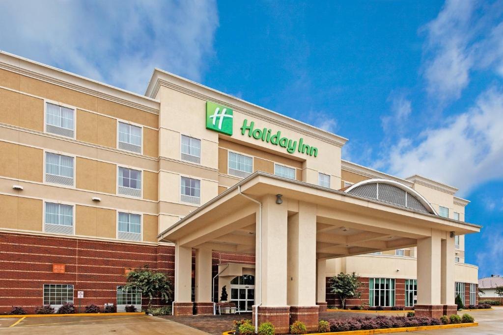 Holiday Inn — Exterior