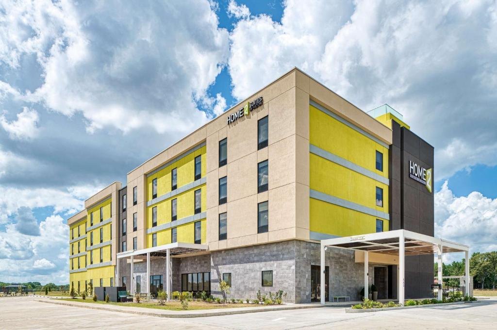 Home2 Suites — Exterior